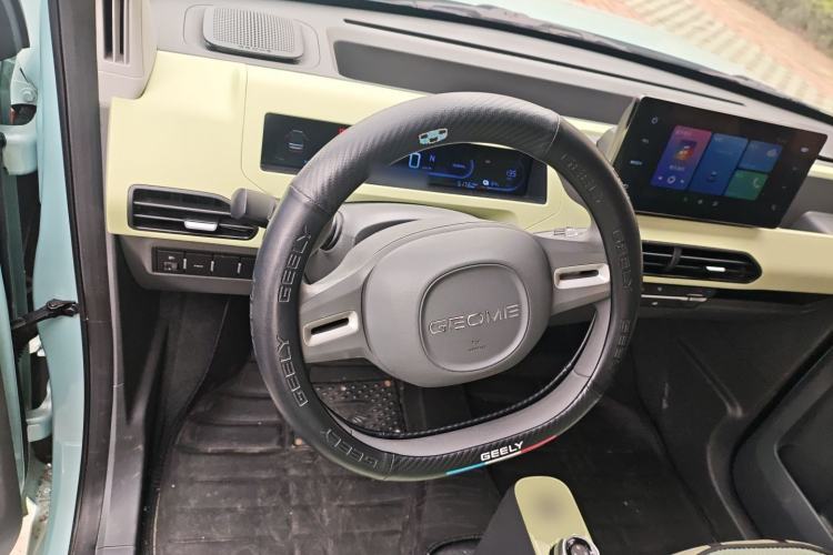 Used Geely Galaxy Panda 2024 Panda Mini 200km Endurance Bear