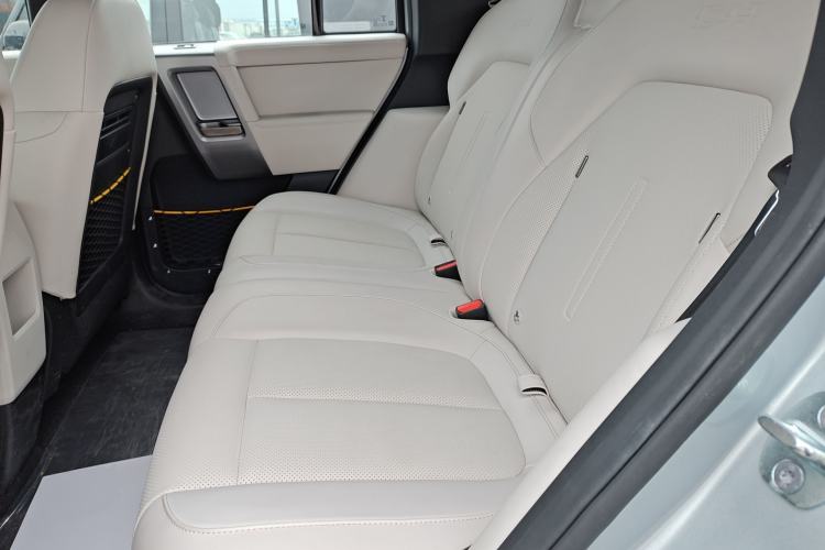 Used iCAR V23 2025 501 Four-Wheel Drive Intelligent Driving Version Left Rear Seat