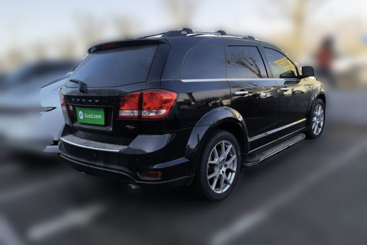 Used Dodge Journey 2013 2.4L Two-Wheel Drive Luxury Version