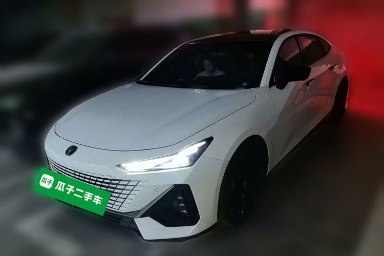 Used CHANGAN UNI-V 2023 1.5T Prestige Model