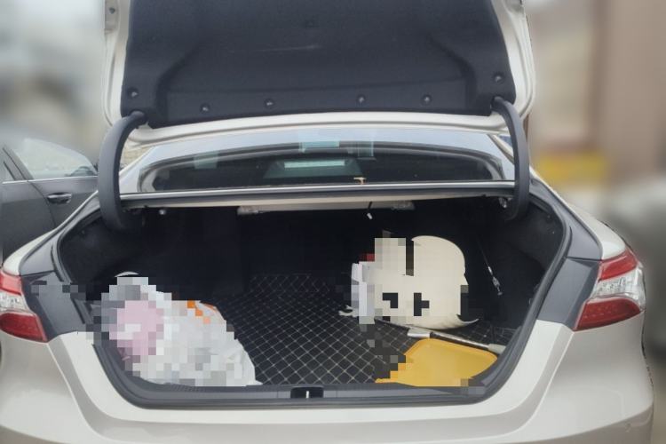 Used Toyota Camry 2021 2.0G Luxury Edition