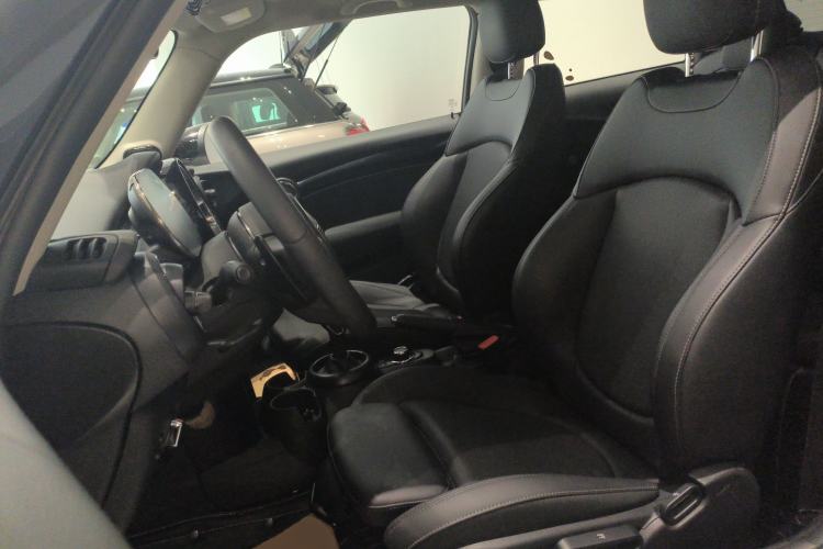 Used MINI MINI 2022 2.0T COOPER S Classic Edition