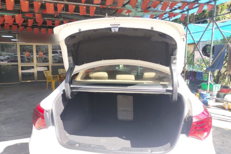 Used GAC Trumpchi GA6 2015 1.8T DCT Luxury Navigation Model
