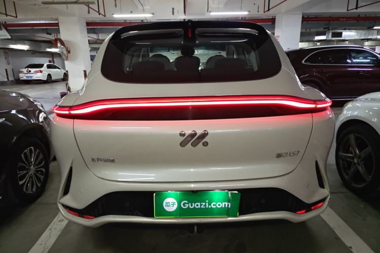 Used IM LS7 2023 77 kWh Urban Fit Rear-Wheel Drive