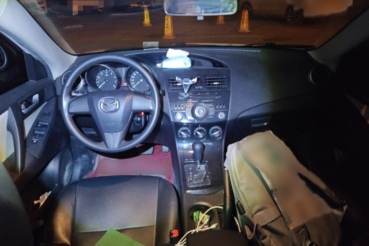 Used Mazda 3 2015 Sedan 1.6L Automatic Comfort Model