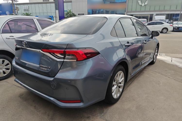 Used Toyota Corolla 2021 Dual-Motor 1.8L E-CVT Elite Edition