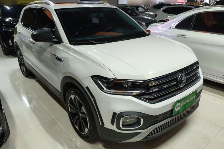 Used Volkswagen Tacqua 2020 1.5L Automatic Yue Front Right 45 Deg