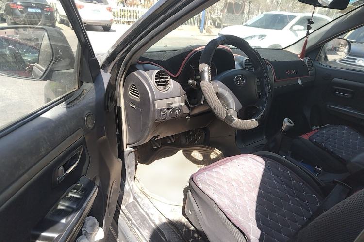 Used Haval H5 Classic 2011 Zhizun Edition 2.0L Two-Wheel Drive Luxury Model