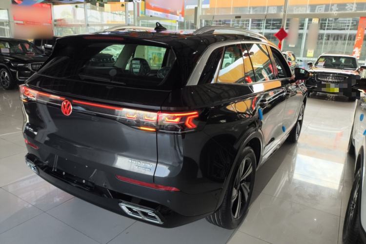 Used Volkswagen Tavendor 2026 Model 380TSI Four-Wheel Drive R-Line Cruise Zhongxiang Edition
