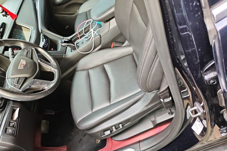 Used Cadillac XT5 2021 2.0T Two-Wheel Drive Luxury Version