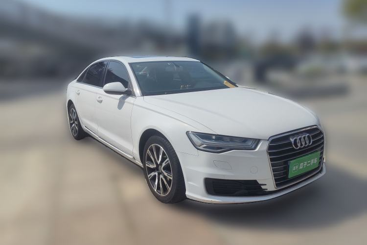 Used Audi A6L 2014 30 FSI Comfort Model Front Right 45 Deg