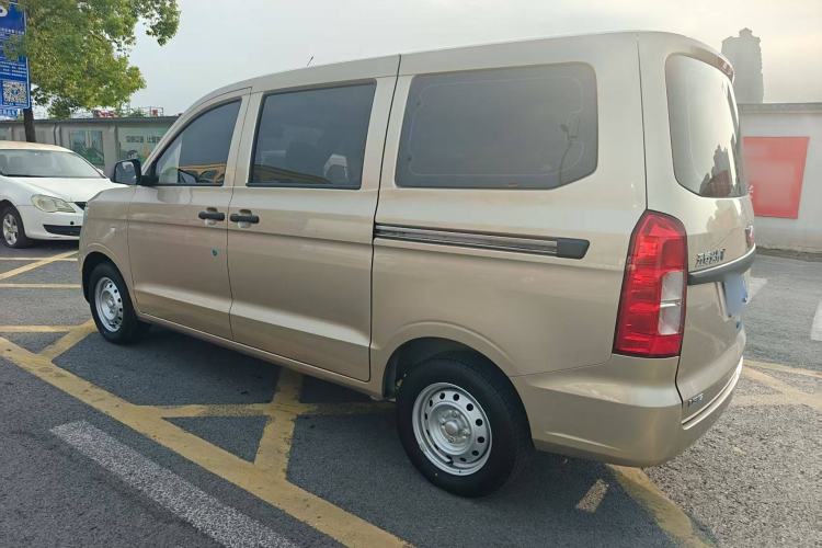 Used Wuling Hongguang V 2022 1.5L Jingqu Edition Electric-Assist LAR