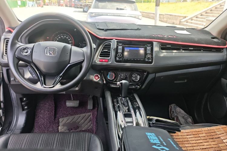 Used Honda Vezel 2016 1.8L CVT Front-Wheel Drive Pioneer Edition
