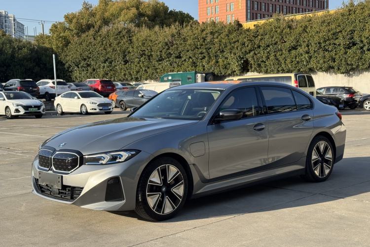 Used BMW i3 2023 eDrive 40 L Midnight Sports Package
