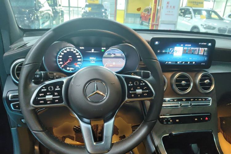 Used Mercedes-Benz GLC 2022 Second Facelift GLC 260 L 4MATIC Luxury Edition