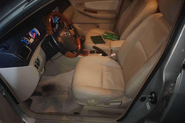 Used Toyota Corolla EX 2013 1.6L Manual Luxury Edition
