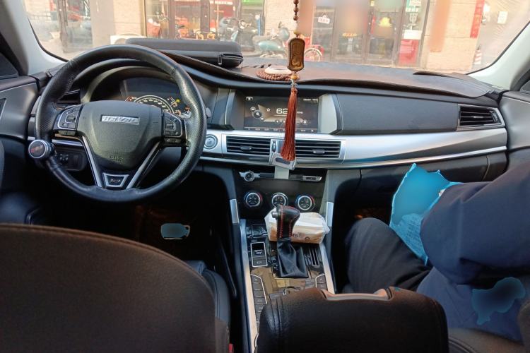 Used Haval H7 2017 Red-Label H7 2.0T Automatic Prestige Model
