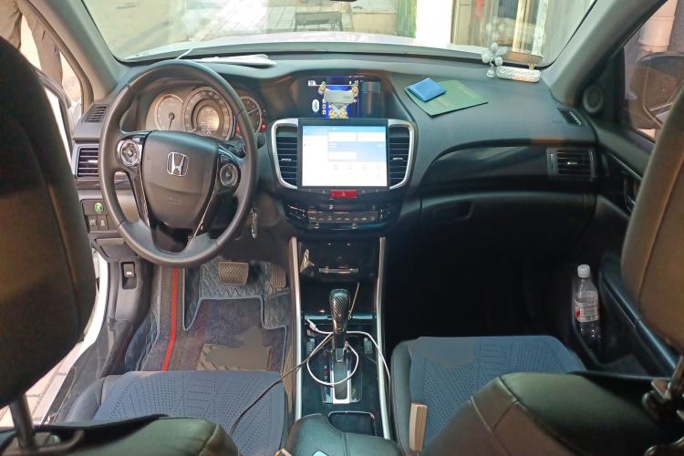 Used Honda Accord 2016 2.0L Elite Edition Center Console