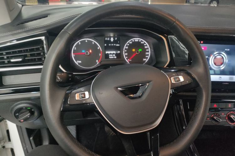 Used Jetta VS5 2022 280TSI Automatic Trendy Pro Version
