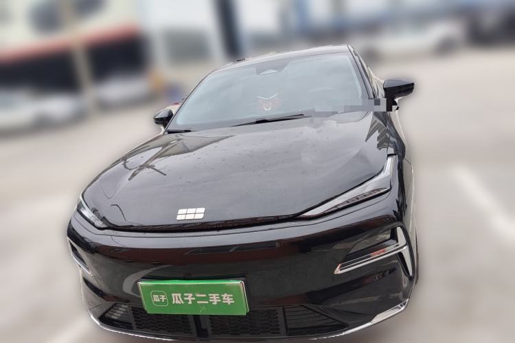 Used Geely Galaxy Galaxy 8 2025 130km EM-i Deluxe Edition
