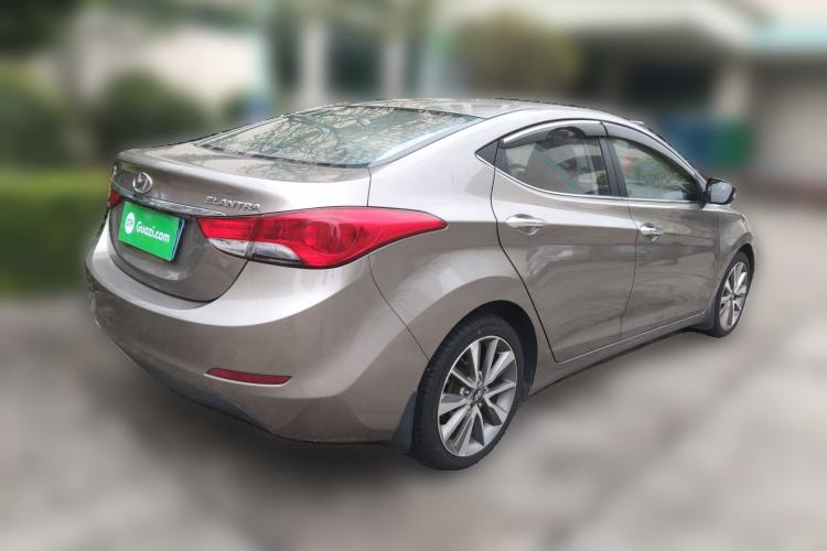 Used Hyundai Elantra (5th Generation / Langdong) 2015 1.6L Automatic Leading Model Rear Right 45 Deg