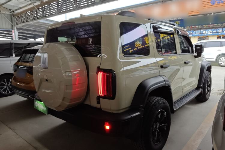 Used Tank 300 2025 2.0T Conqueror