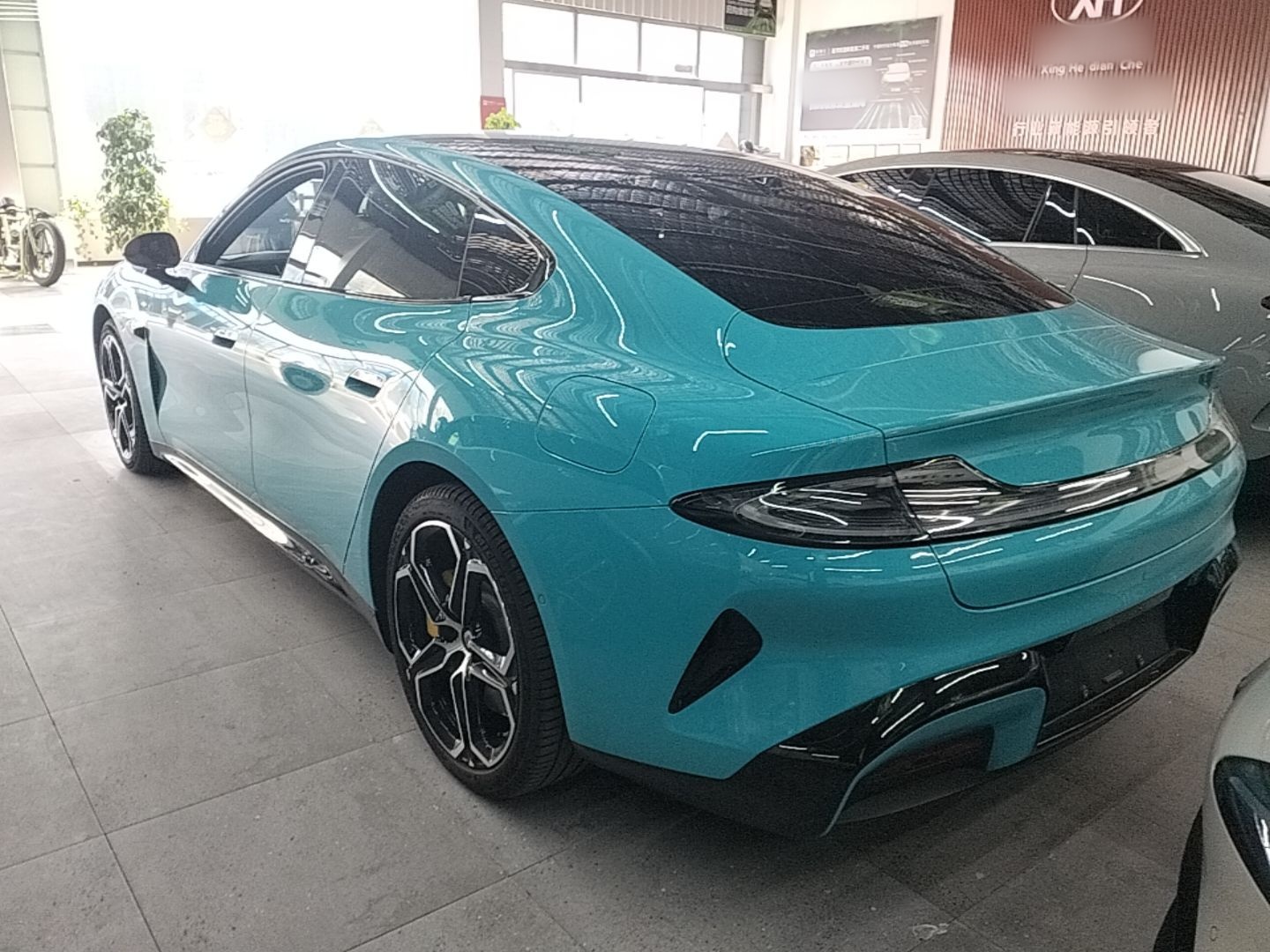 Xiaomi Auto SU7 2024 Rear-Drive Long-Range Intelligent Driving Version — снимка 4