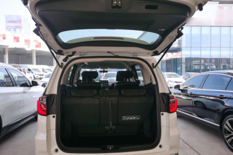 Used Honda Odyssey 2024 2.0L eHEV Sharp & Enjoy Edition
