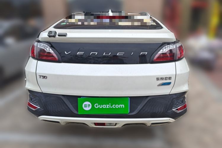 Used Venucia T90 2018 2.0L CVT Smart Connect Luxury Edition China V Standard