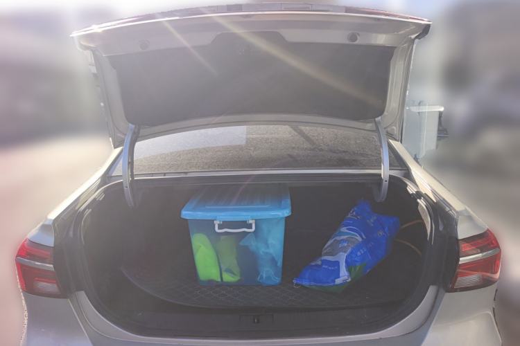 Used Roewe i6 New Energy 2017 45T Hybrid Connect & Smart Enjoyment Edition