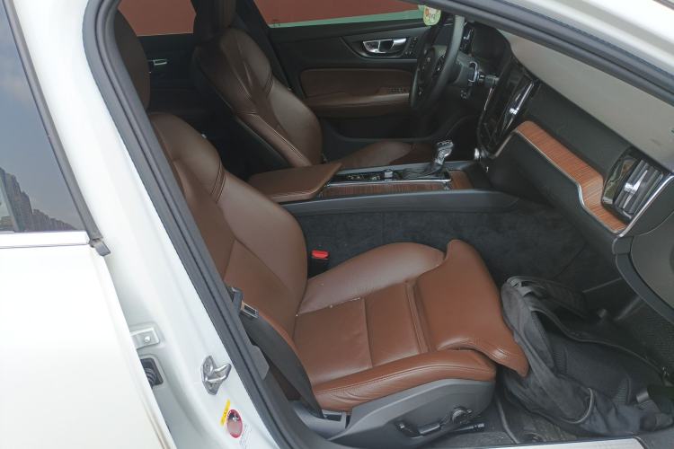 Used Volvo S60 2021 T4 Zhiyuan Luxury Edition Right Front Seat