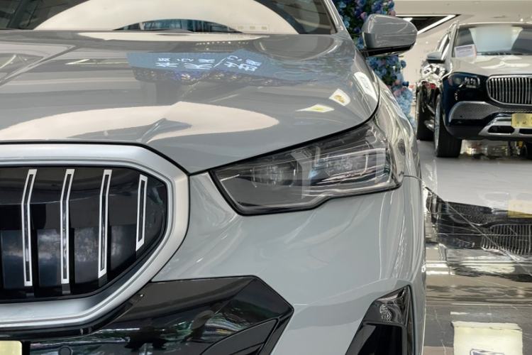 Used BMW 5 Series 2024 525i M Sport Package Left Front Headlight