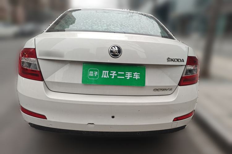 Used Skoda Octavia 2015 1.6L Manual Yijie Edition
