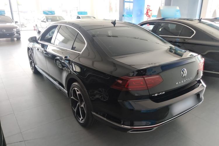 Used Volkswagen Magotan 2026 30 Million Vehicles Selected Model 380TSI DSG Luxury Edition Rear Left 45 Deg