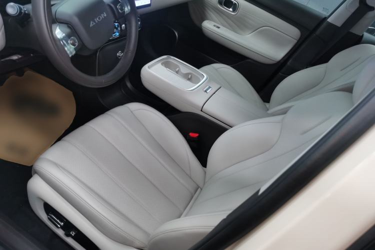 Used AION UT 2025 420 Prestige Edition