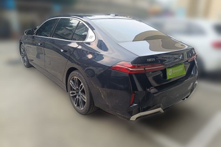 Used BMW 5 Series 2025 525Li M Sport Package Rear Left 45 Deg