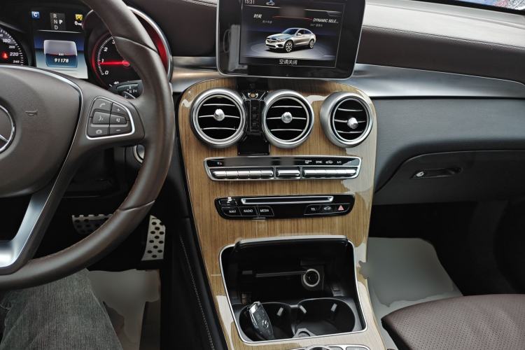 Used Mercedes-Benz GLC Coupe 2018 GLC 260 4MATIC Coupe SUV
