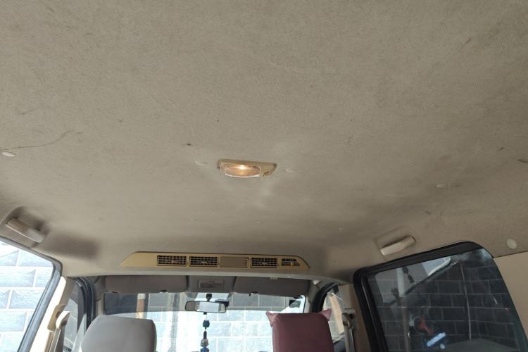 Used CHANGAN KAICHENG Ounuo S 2013 1.5L Elite Model Headliner