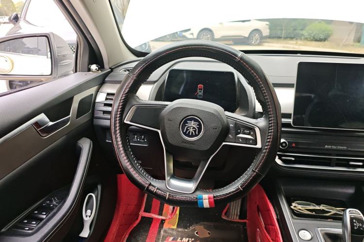 Used BYD Qin Pro 2019 Super Edition 1.5TI Automatic Smart Connect FENGSHANG Model China VI Standard
