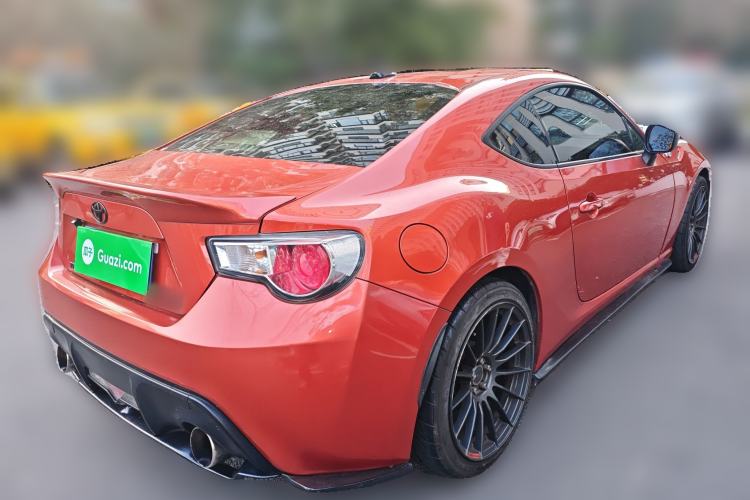 Used Toyota 86 2013 2.0L Automatic Luxury Version
