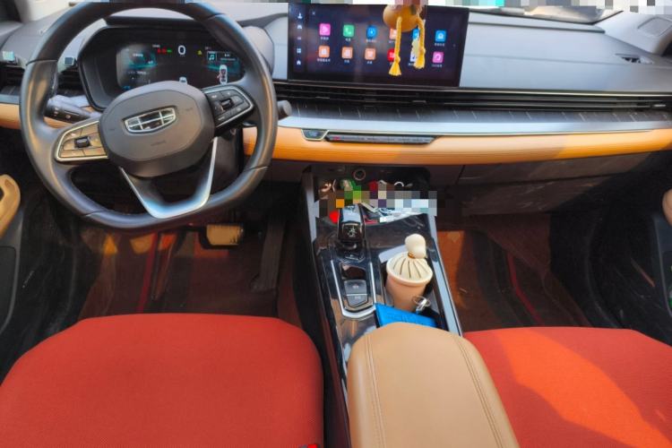 Used Geely Auto Emgrand L HiP 2022 1.5TD-DHT Pro 100KM Super Rui Interior 2