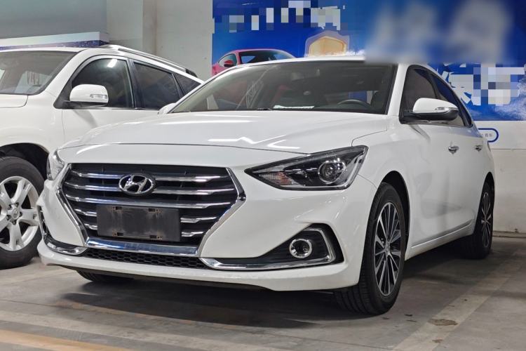 Used Hyundai Celesta 2017 1.6L Automatic Yueshin Edition DLX