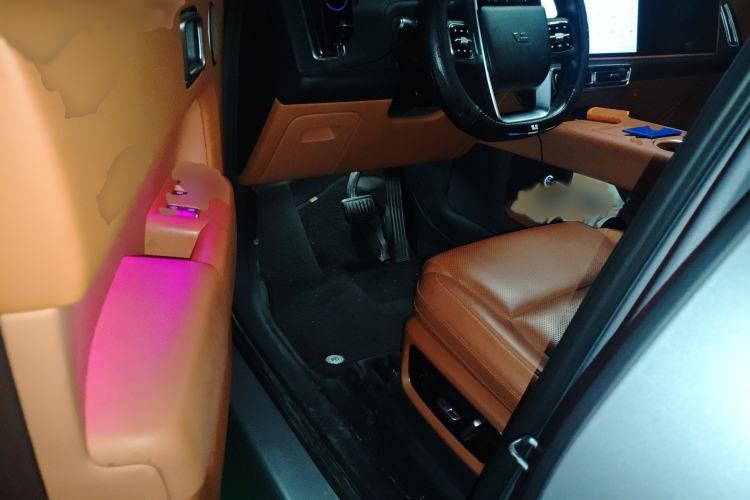 Used Li Auto L9 2022 Max model
