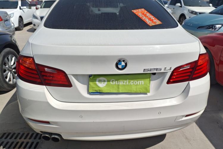 Used BMW 5 Series 2014 525Li Leading Model
