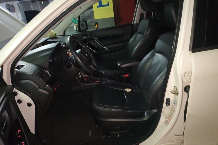 Used Subaru Forester 2016 2.5i Luxury Navigation Edition
