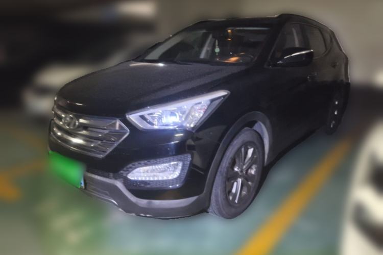 Used Hyundai Santa Fe 2013 2.4L Automatic 4x4 Smart Version