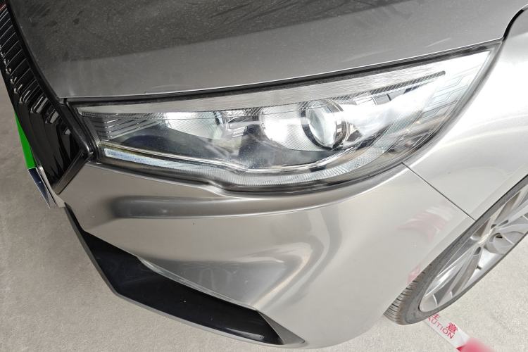 Used Hongqi H5 2020 1.5T DCT Flagship Edition Left Front Headlight