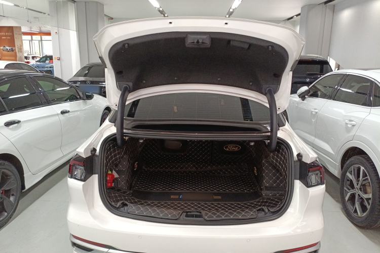 Used Ford Mondeo 2023 EcoBoost 245 Luxury Model
