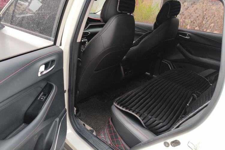 Used GAC Trumpchi GS4 2020 270T Automatic Luxury Smart Connectivity Version Left Rear Seat