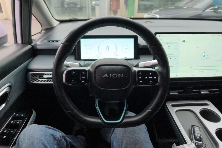Used AION Y 2023 Younger